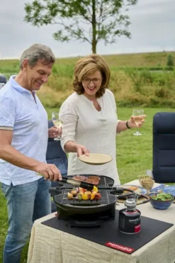 NomadiQ Draagbare Gasbarbecue - Zwart -Oase Velda Winkel 1900 1267 mvd0748 1