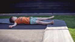 Avyna Pro-Line Flatground Trampoline - 305 X 225 Cm - Grijs -Oase Velda Winkel 1900 3377 flatground 305 225 sfeer 1