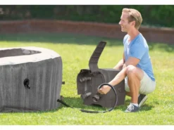 Intex Pure Spa Greywood Deluxe Opblaasbare Spa - 6 Persoons 24 Intex Pure Spa Greywood Deluxe Opblaasbare Spa - 6 Persoons -Oase Velda Winkel 28442 inuse6 2020 300