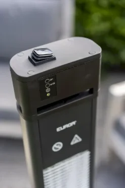 Eurom Q-Tower 2000 RCD Terrasverwarmer -Oase Velda Winkel 900 600 8713415335514 q tower 200 rcd sfeer 1