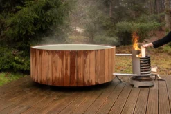 Weltevree Dutchtub Wood Houtgestookte Hottub - 4 Personen 16 Weltevree Dutchtub Wood Houtgestookte Hottub - 4 Personen -Oase Velda Winkel dsc 0214 medium 1