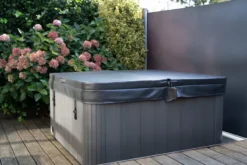 W'eau Spa Cover 235 X 235 Cm - Radius 18 Cm -Oase Velda Winkel kopie van laj00058 2 1