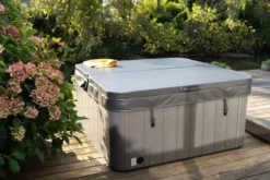 W'eau Spa Cover 230 X 230 Cm - Radius 18 Cm -Oase Velda Winkel kopie van laj09934 2