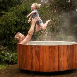 Weltevree Dutchtub Wood Houtgestookte Hottub - 4 Personen 14 Weltevree Dutchtub Wood Houtgestookte Hottub - 4 Personen -Oase Velda Winkel weltevree dutchtub wood quality time 1920x1920